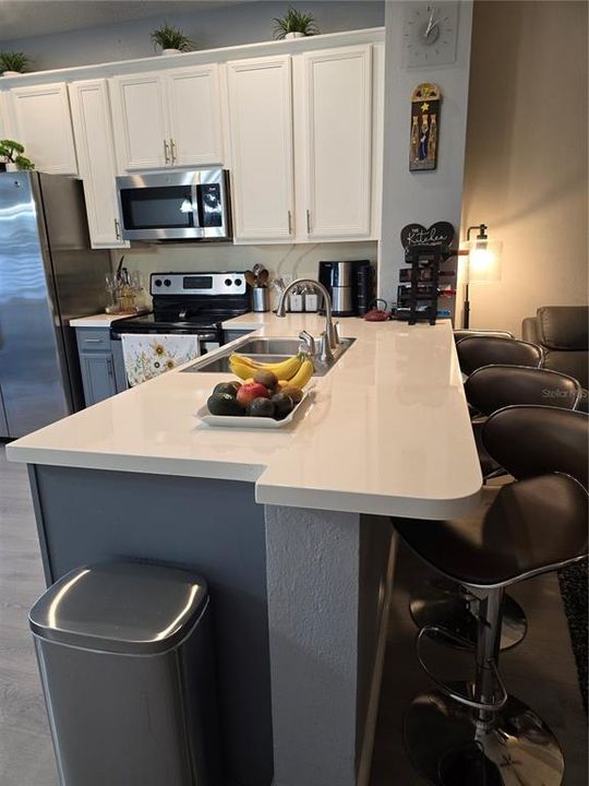 En Venta: $285,000 (3 camas, 3 baños, 1187 Pies cuadrados)