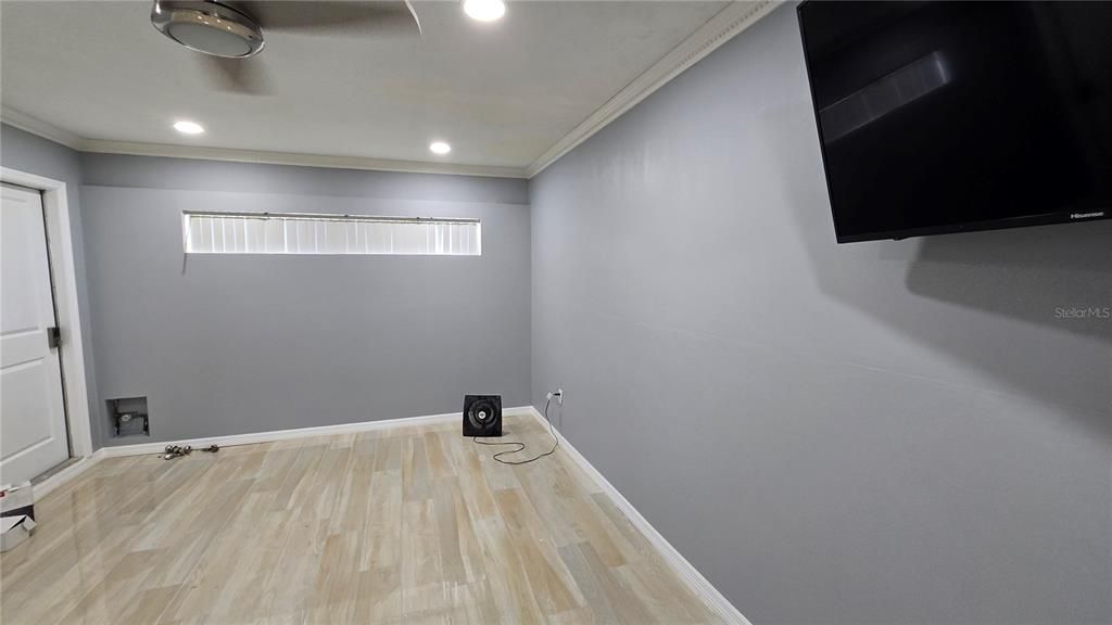 En Renta: $2,050 (3 camas, 3 baños, 1922 Pies cuadrados)