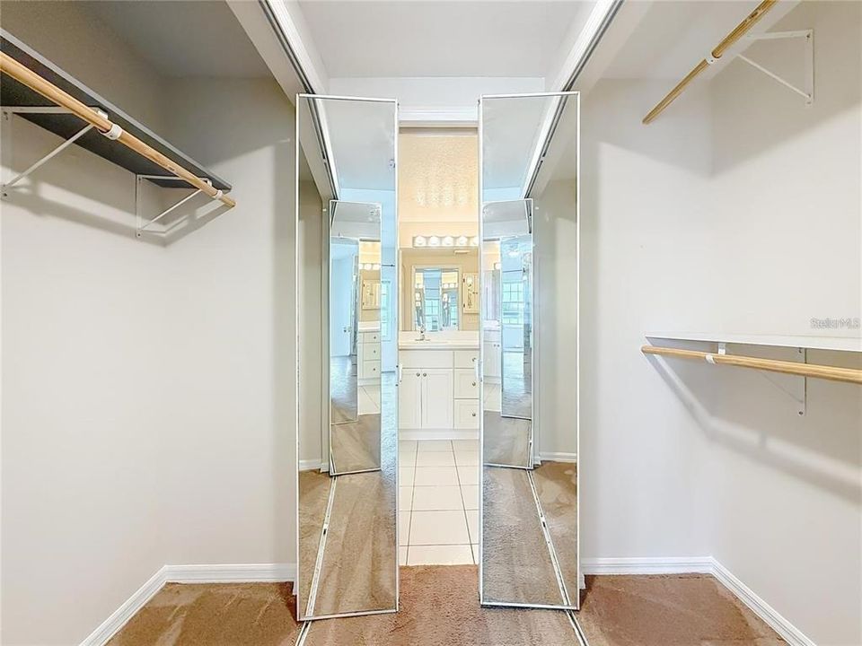 En Venta: $614,000 (2 camas, 2 baños, 1350 Pies cuadrados)