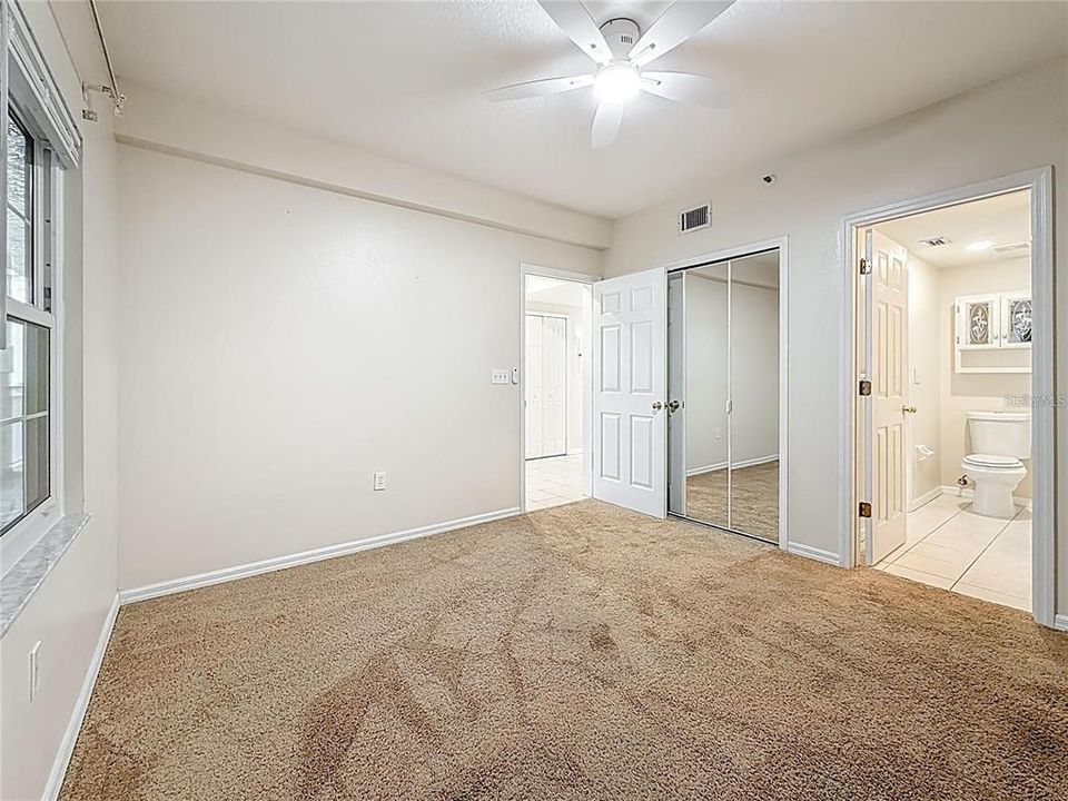 En Venta: $614,000 (2 camas, 2 baños, 1350 Pies cuadrados)