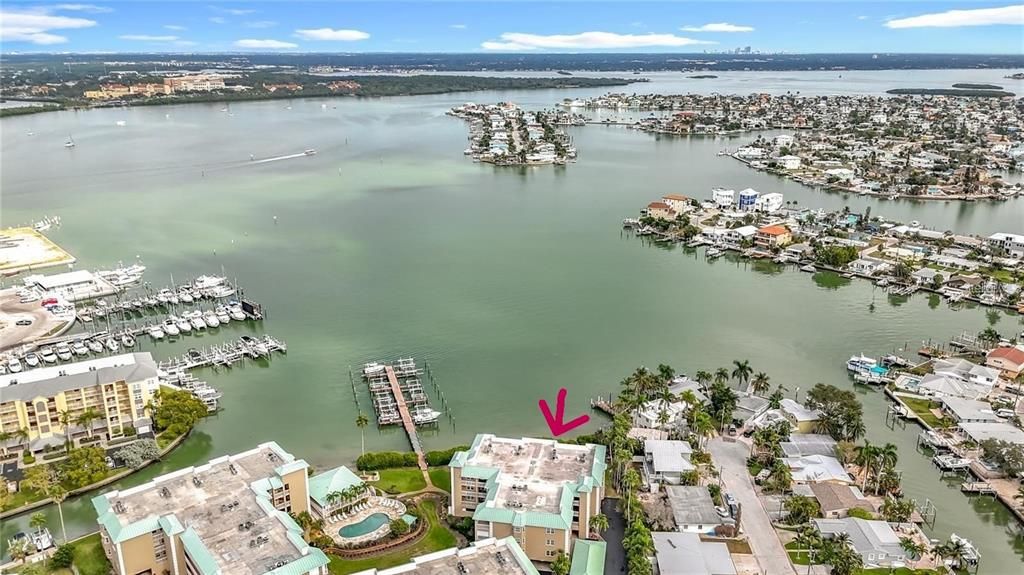 En Venta: $614,000 (2 camas, 2 baños, 1350 Pies cuadrados)