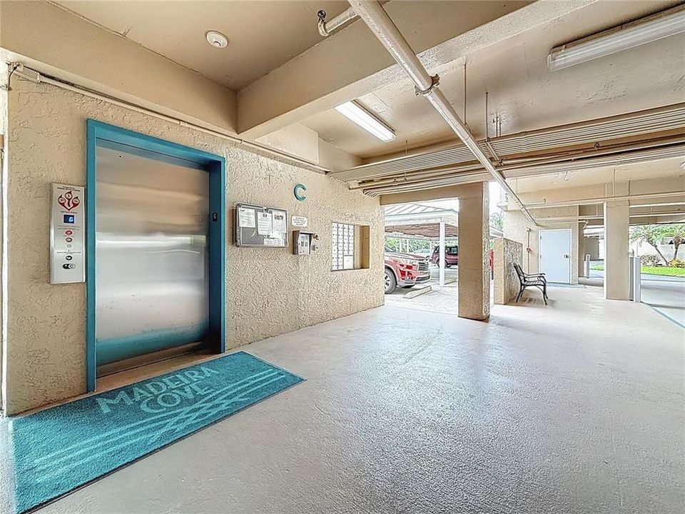 En Venta: $614,000 (2 camas, 2 baños, 1350 Pies cuadrados)