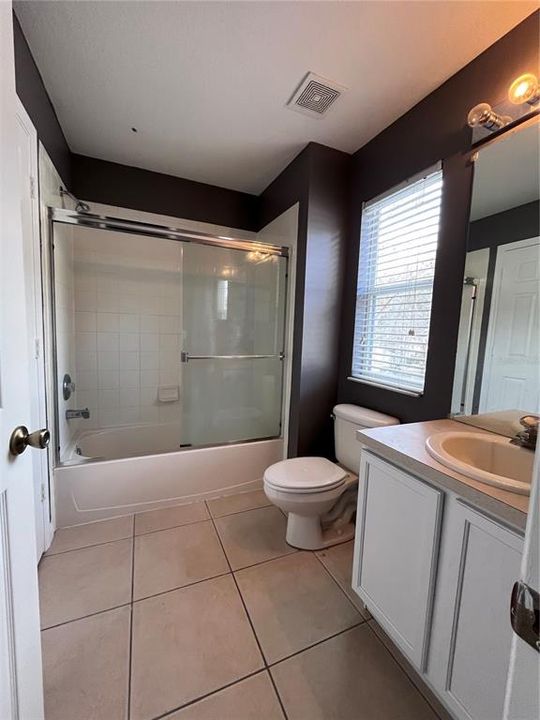 For Rent: $2,195 (3 beds, 2 baths, 1665 Square Feet)