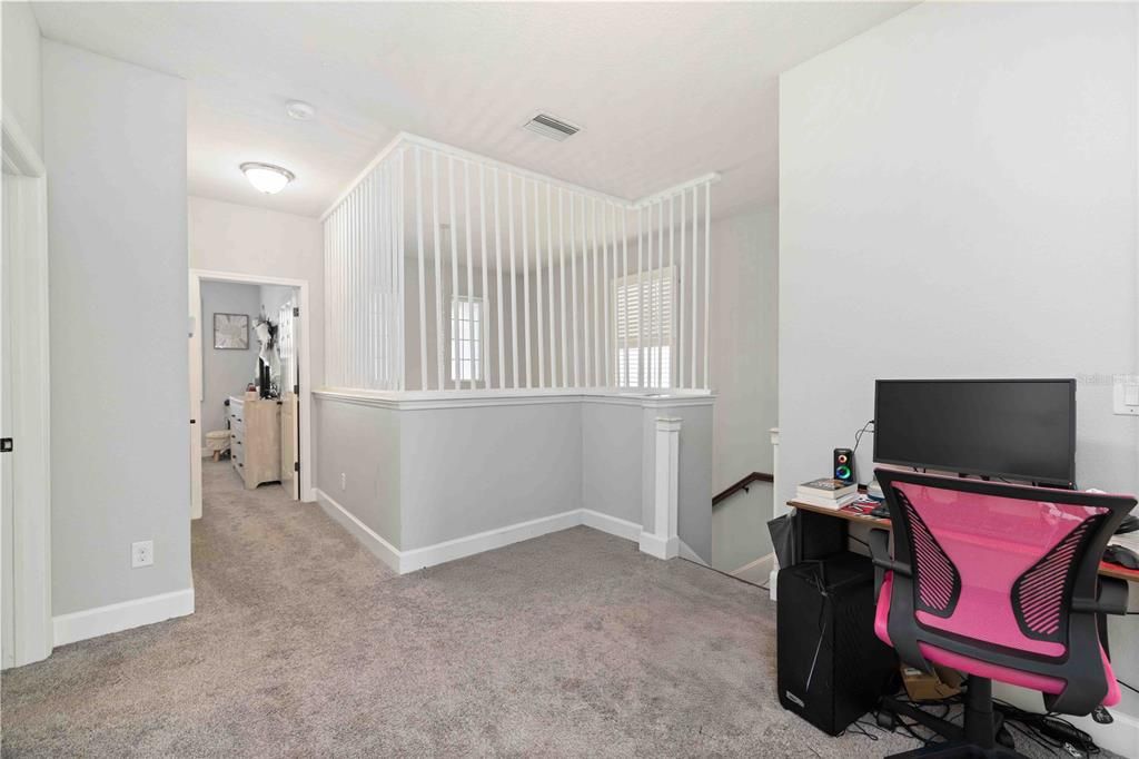 待售: $530,000 (5 贝兹, 2 浴室, 2359 平方英尺)