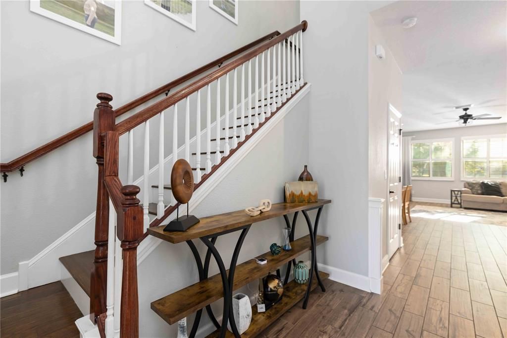 待售: $530,000 (5 贝兹, 2 浴室, 2359 平方英尺)