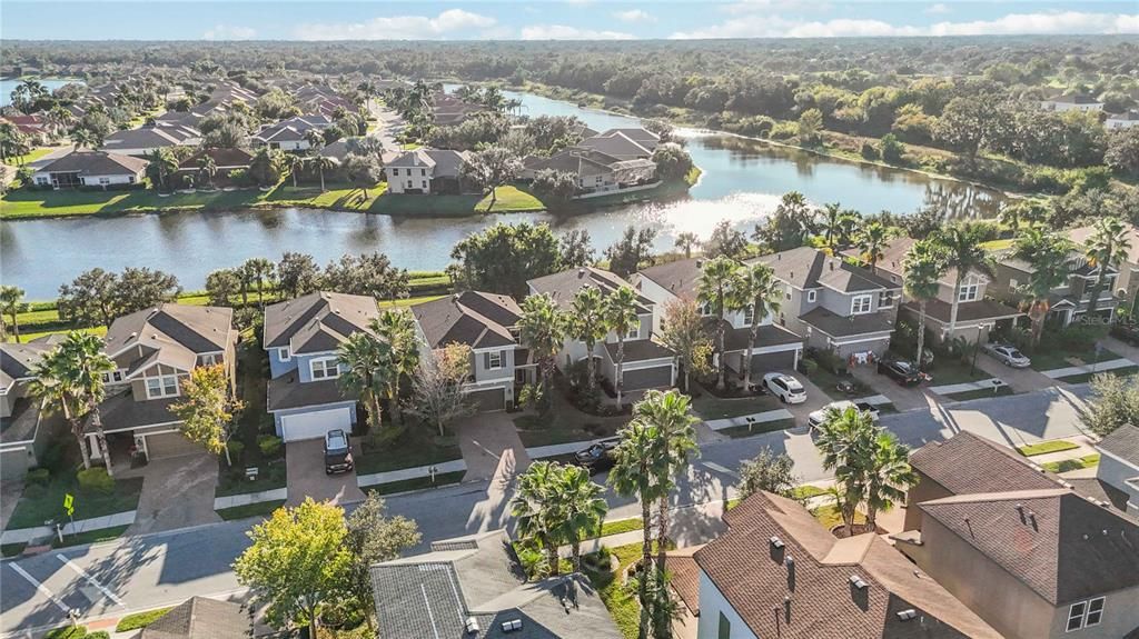 待售: $530,000 (5 贝兹, 2 浴室, 2359 平方英尺)