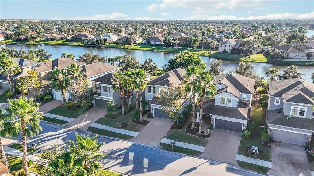 待售: $530,000 (5 贝兹, 2 浴室, 2359 平方英尺)