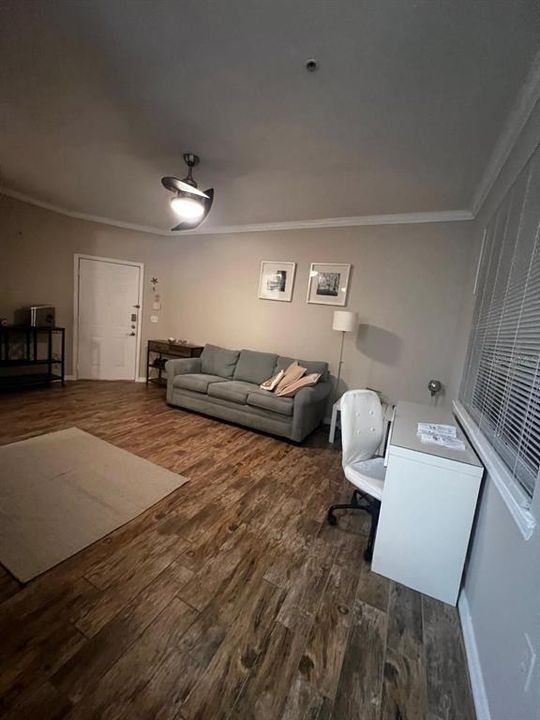 For Rent: $1,650 (1 beds, 1 baths, 854 Square Feet)