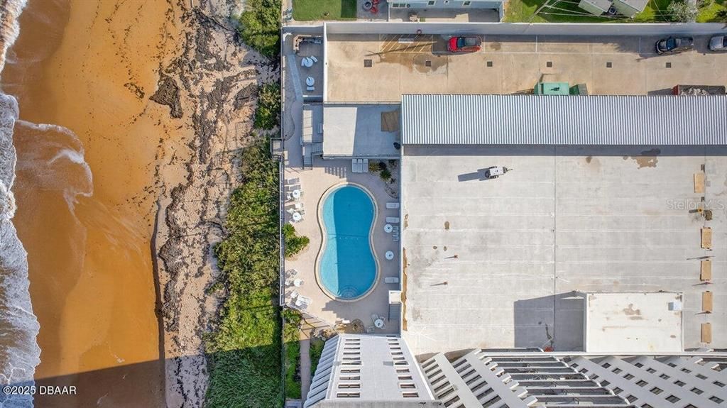 待售: $275,000 (2 贝兹, 2 浴室, 1225 平方英尺)