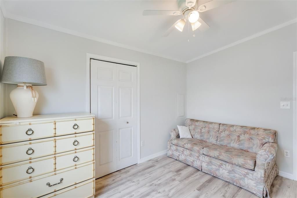 For Sale: $195,000 (2 beds, 2 baths, 1236 Square Feet)