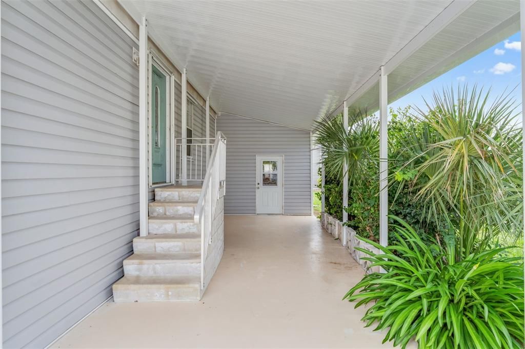 For Sale: $195,000 (2 beds, 2 baths, 1236 Square Feet)