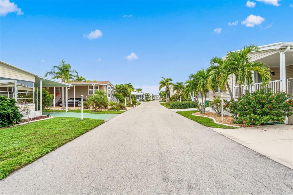 For Sale: $195,000 (2 beds, 2 baths, 1236 Square Feet)