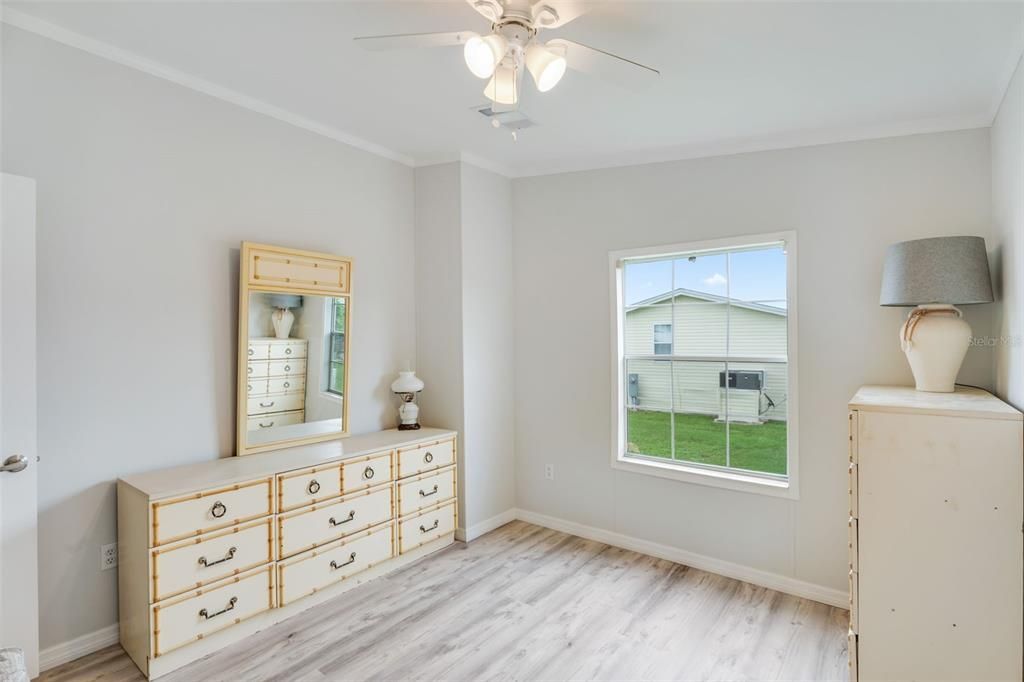 For Sale: $195,000 (2 beds, 2 baths, 1236 Square Feet)