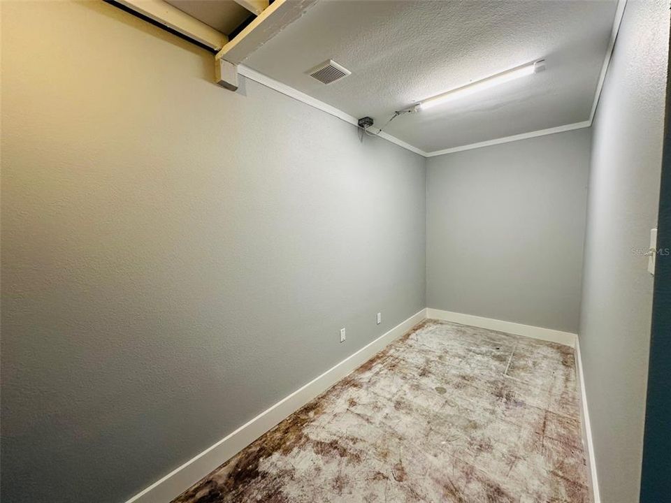 待售: $60,000 (0 贝兹, 0 浴室, 0 平方英尺)