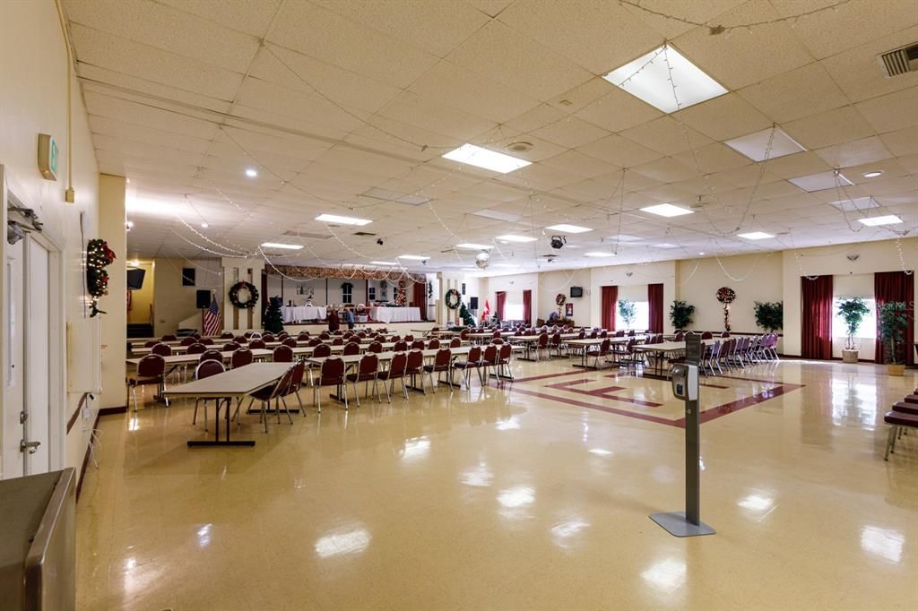 For Sale: $150,000 (2 beds, 2 baths, 1135 Square Feet)