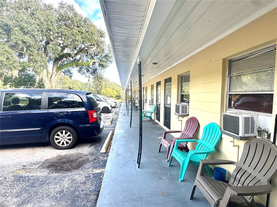 En Renta: $700 (0 camas, 1 baños, 225 Pies cuadrados)