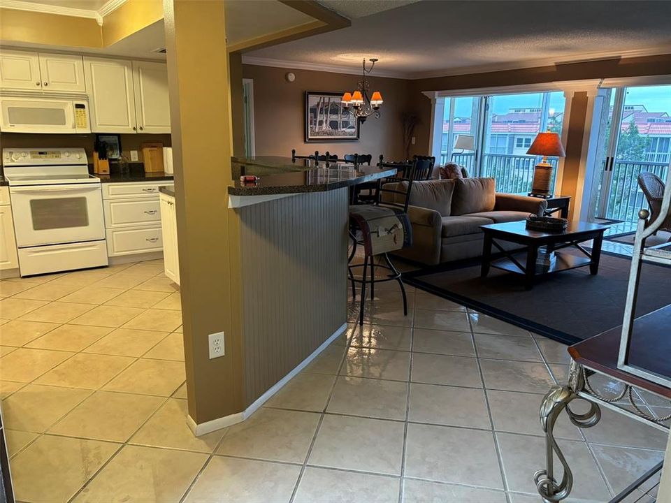 待售: $674,900 (2 贝兹, 2 浴室, 1139 平方英尺)