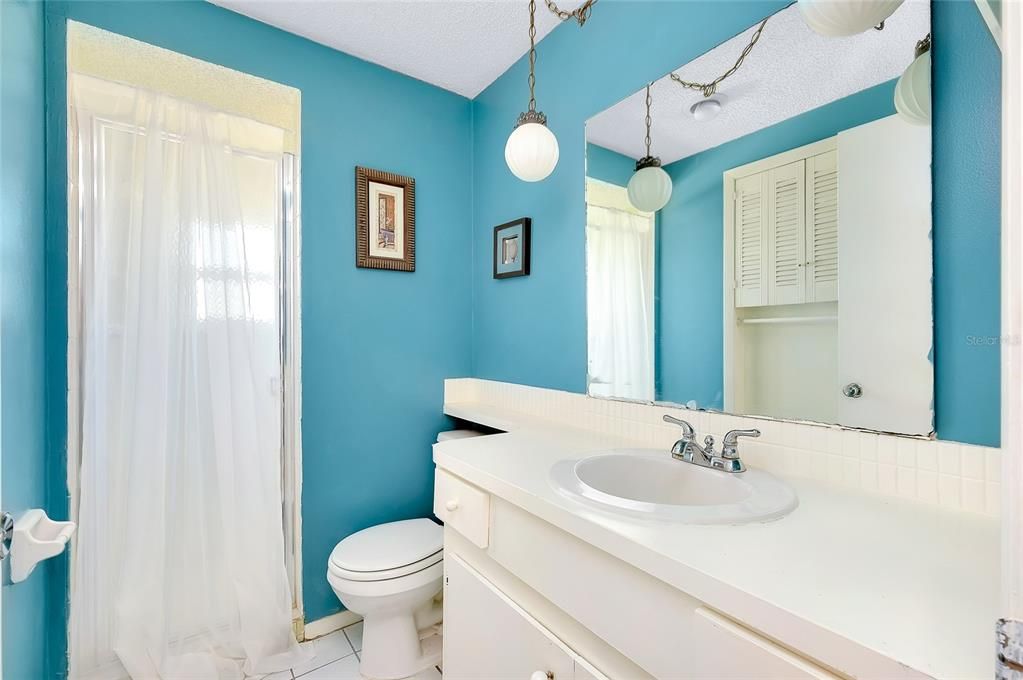 待售: $189,900 (2 贝兹, 2 浴室, 1100 平方英尺)