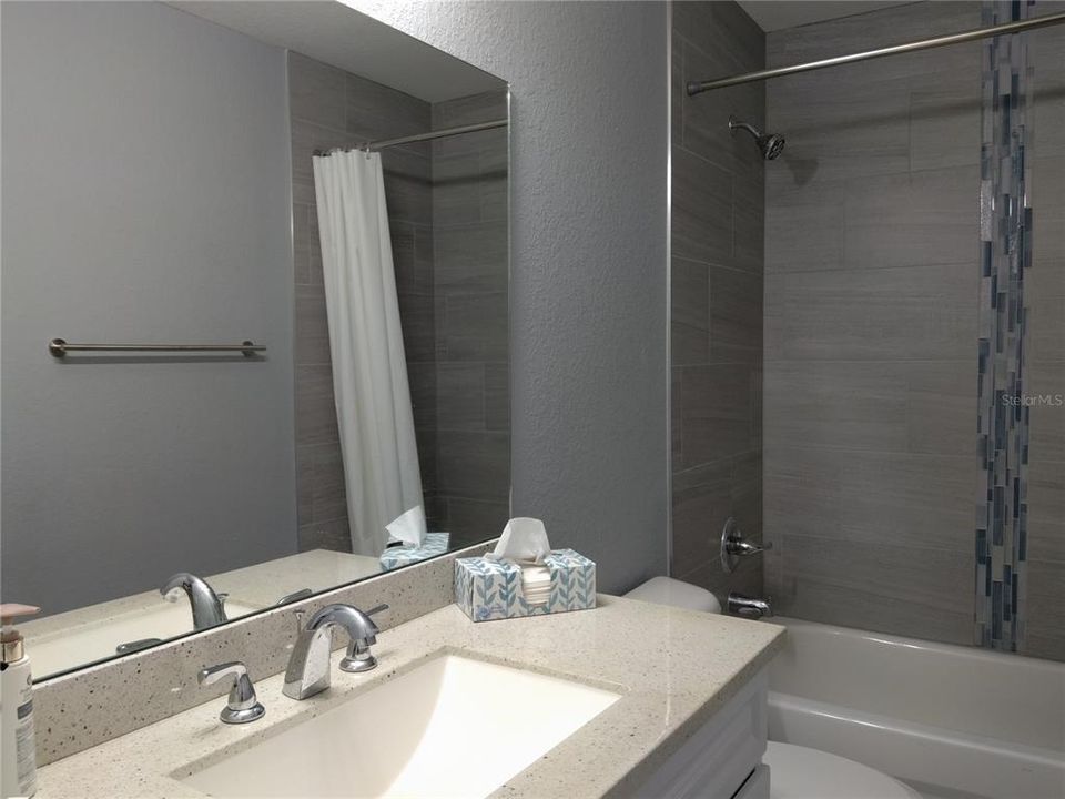 For Sale: $259,000 (3 beds, 2 baths, 1249 Square Feet)