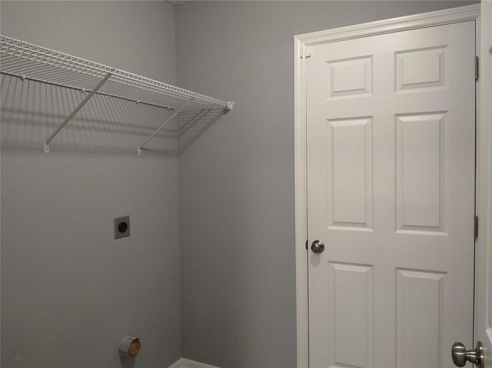 For Sale: $259,000 (3 beds, 2 baths, 1249 Square Feet)