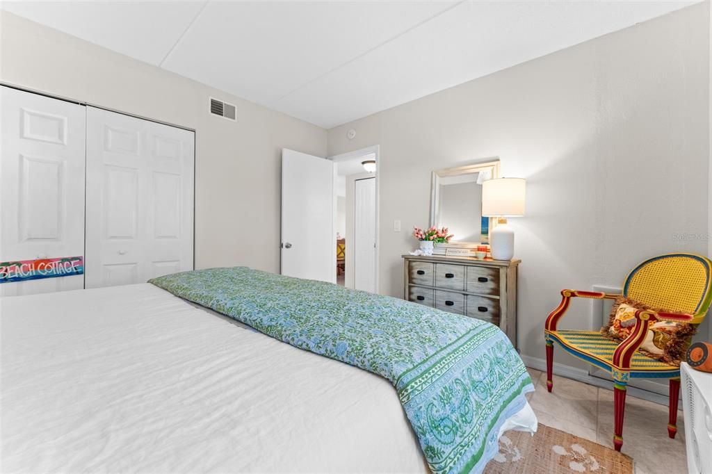 En Venta: $315,000 (2 camas, 2 baños, 1027 Pies cuadrados)