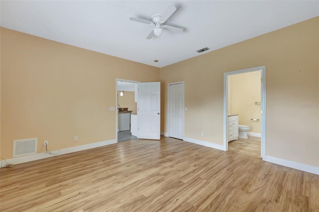 For Rent: $2,800 (3 beds, 2 baths, 1608 Square Feet)