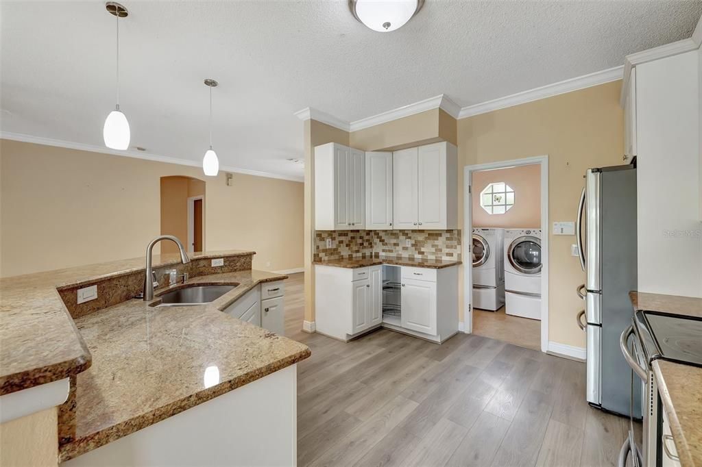 For Rent: $2,800 (3 beds, 2 baths, 1608 Square Feet)