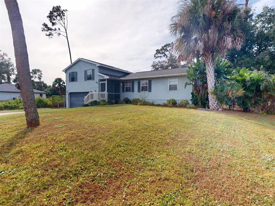 Activo con contrato: $214,900 (3 camas, 2 baños, 1282 Pies cuadrados)