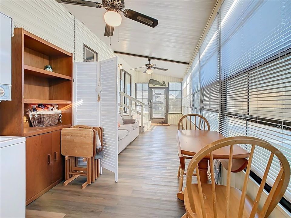 For Sale: $95,000 (1 beds, 1 baths, 408 Square Feet)