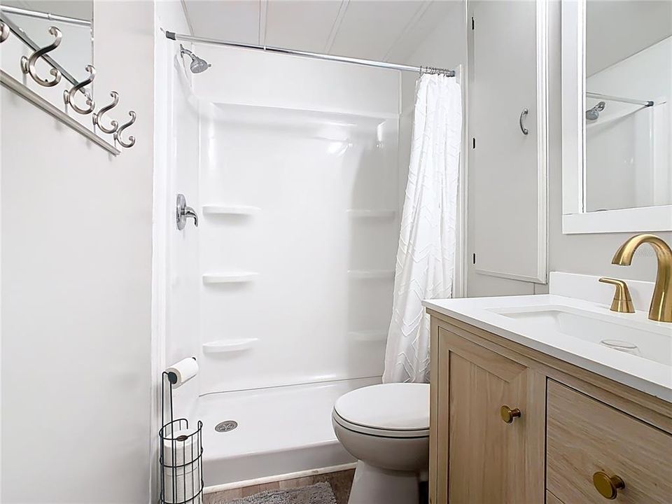 For Sale: $95,000 (1 beds, 1 baths, 408 Square Feet)