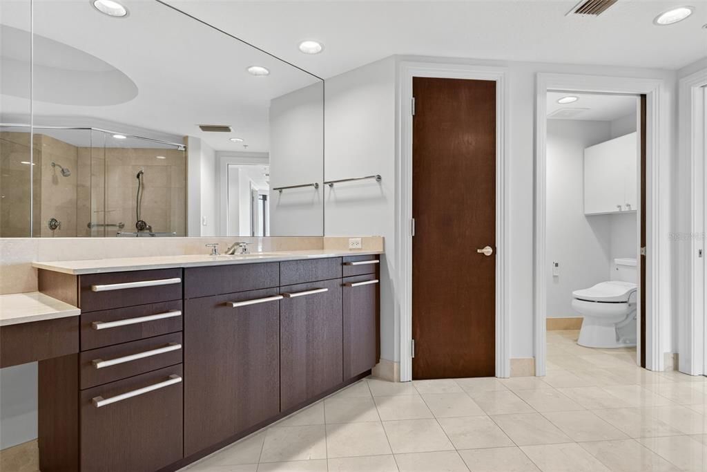 For Sale: $2,995,000 (3 beds, 3 baths, 3172 Square Feet)