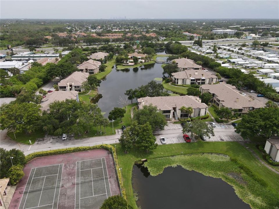 出租: $1,800 (2 贝兹, 2 浴室, 1015 平方英尺)