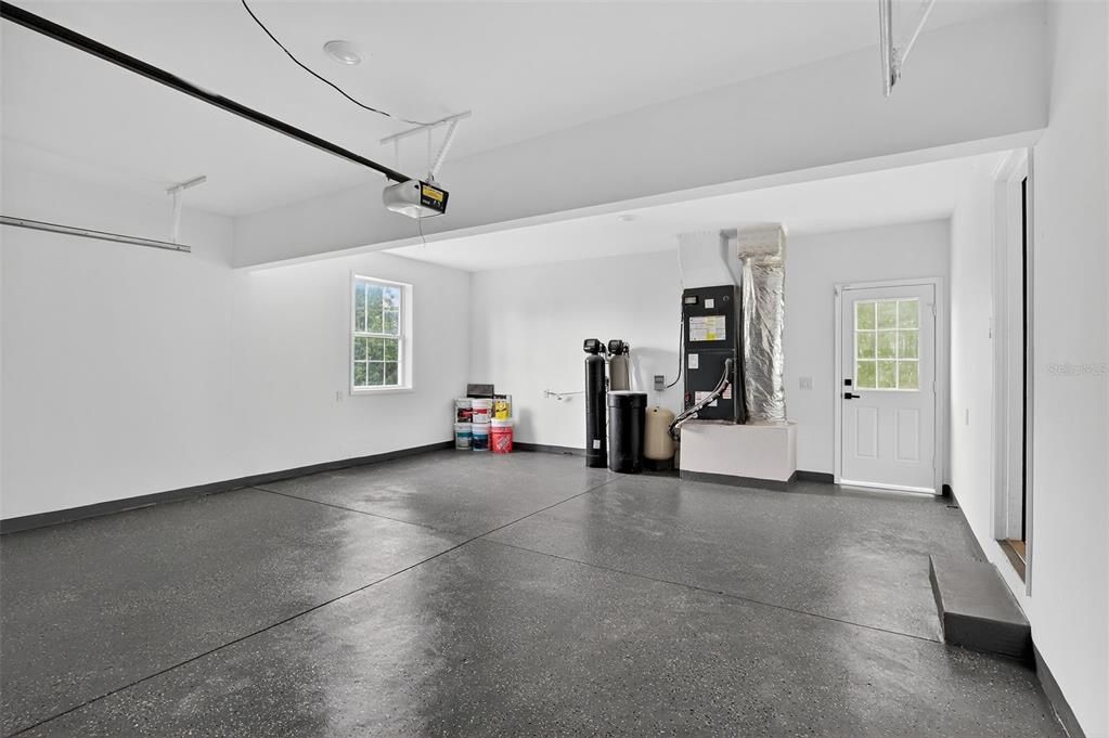 For Sale: $284,700 (3 beds, 2 baths, 2608 Square Feet)