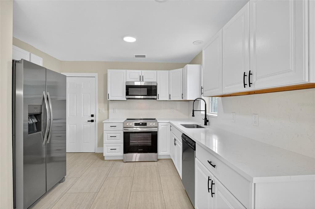 For Sale: $284,700 (3 beds, 2 baths, 2608 Square Feet)