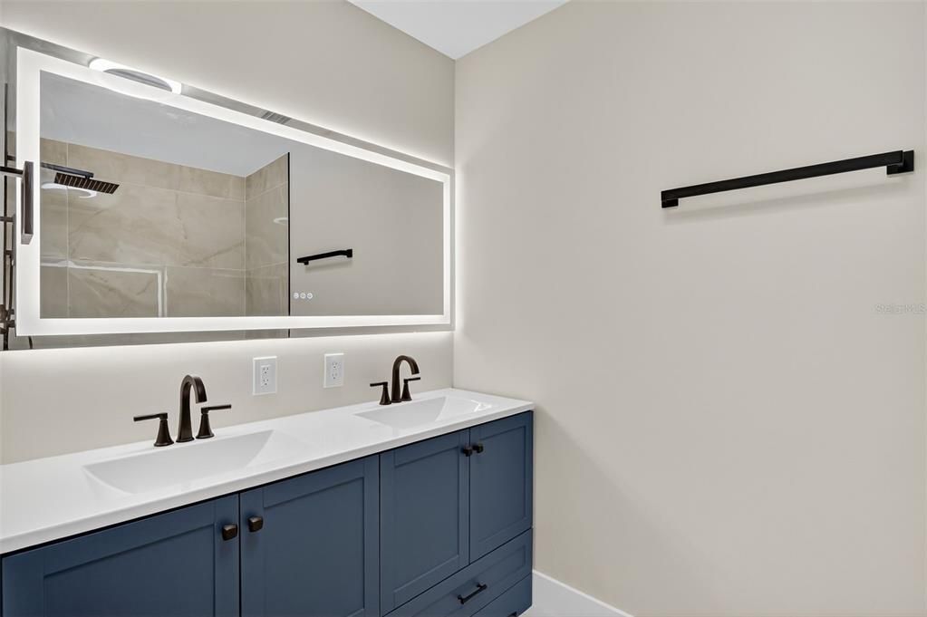 For Sale: $284,700 (3 beds, 2 baths, 2608 Square Feet)