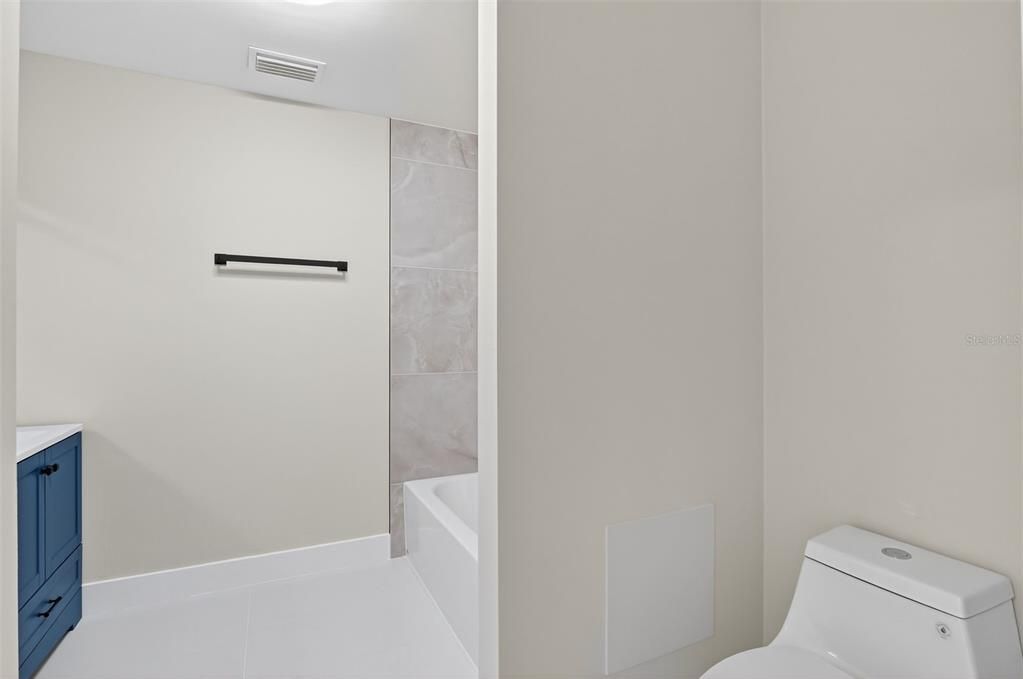 For Sale: $284,700 (3 beds, 2 baths, 2608 Square Feet)