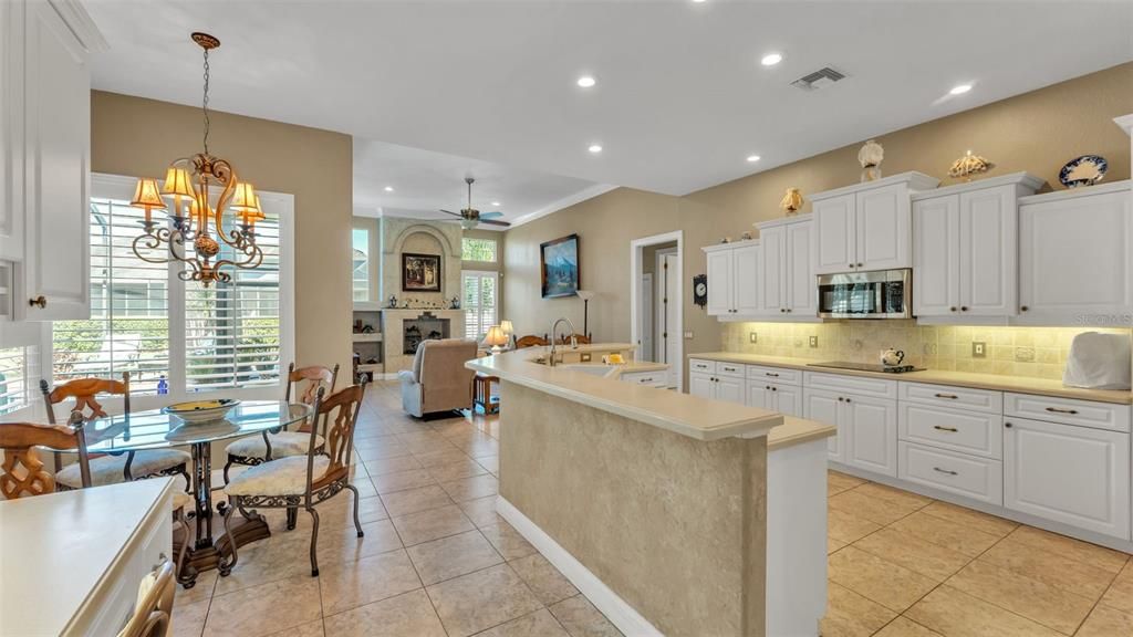 待售: $740,000 (4 贝兹, 4 浴室, 2961 平方英尺)