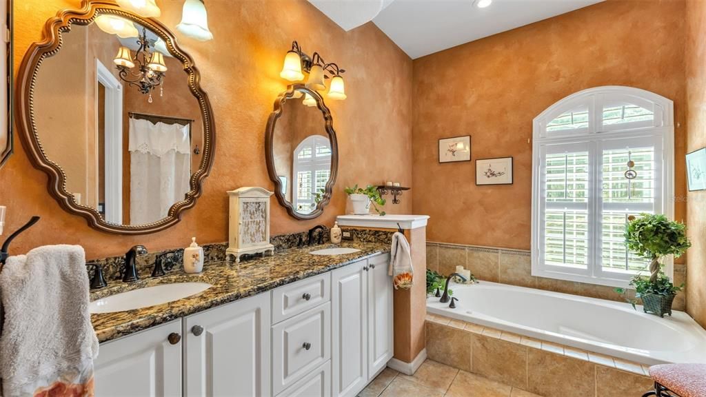 待售: $740,000 (4 贝兹, 4 浴室, 2961 平方英尺)