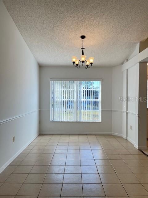 出租: $1,950 (3 贝兹, 2 浴室, 1587 平方英尺)