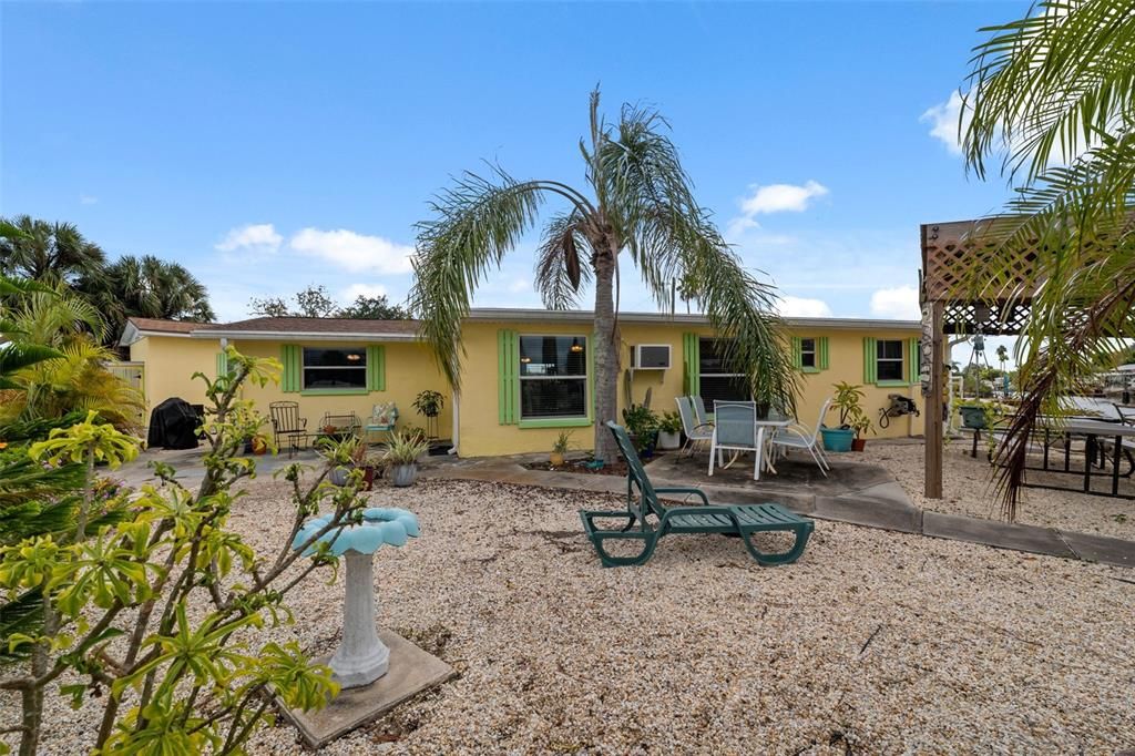 For Sale: $445,000 (3 beds, 2 baths, 1526 Square Feet)