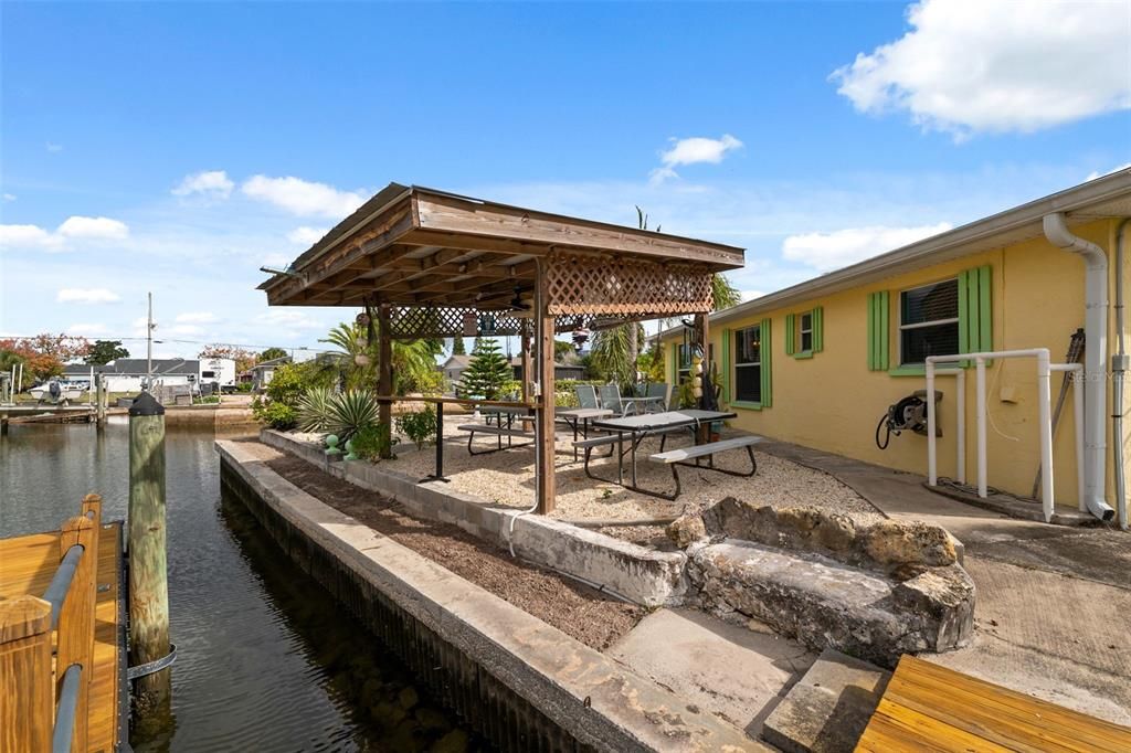 For Sale: $445,000 (3 beds, 2 baths, 1526 Square Feet)