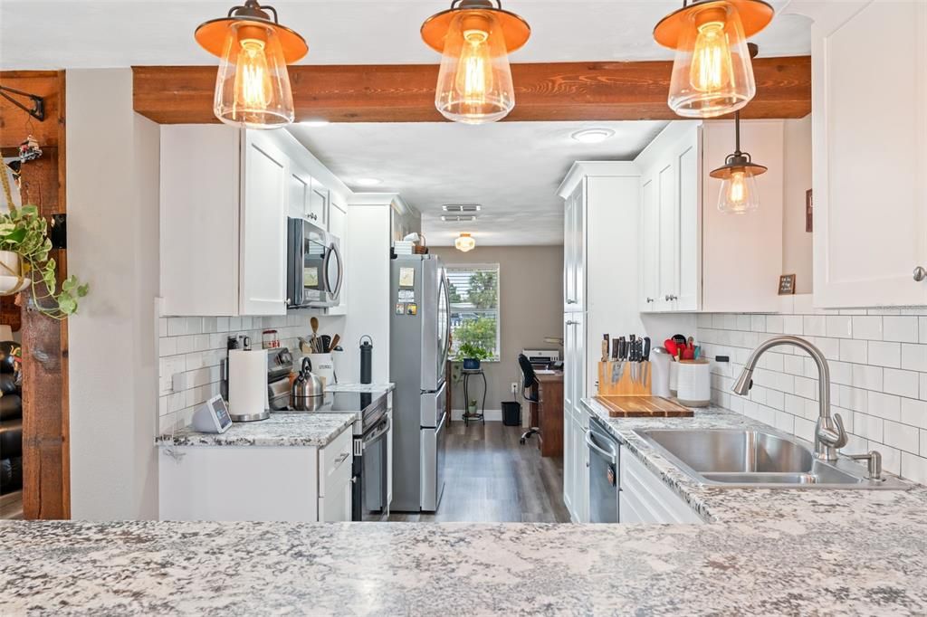 For Sale: $445,000 (3 beds, 2 baths, 1526 Square Feet)