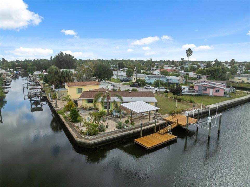 For Sale: $445,000 (3 beds, 2 baths, 1526 Square Feet)