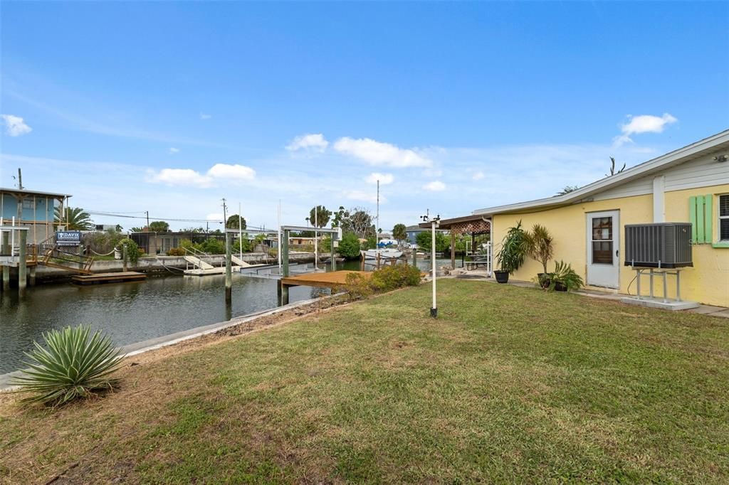 For Sale: $445,000 (3 beds, 2 baths, 1526 Square Feet)