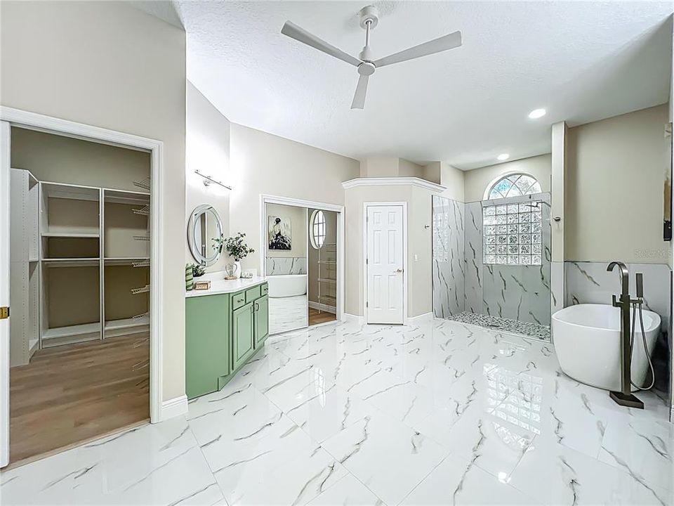 待售: $1,249,000 (4 贝兹, 3 浴室, 3130 平方英尺)