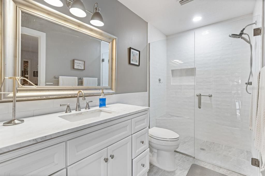 待售: $575,000 (4 贝兹, 2 浴室, 2060 平方英尺)