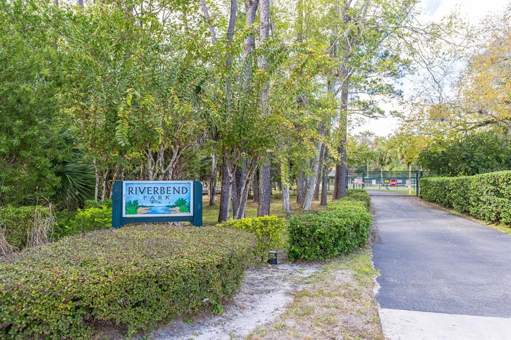 待售: $575,000 (4 贝兹, 2 浴室, 2060 平方英尺)