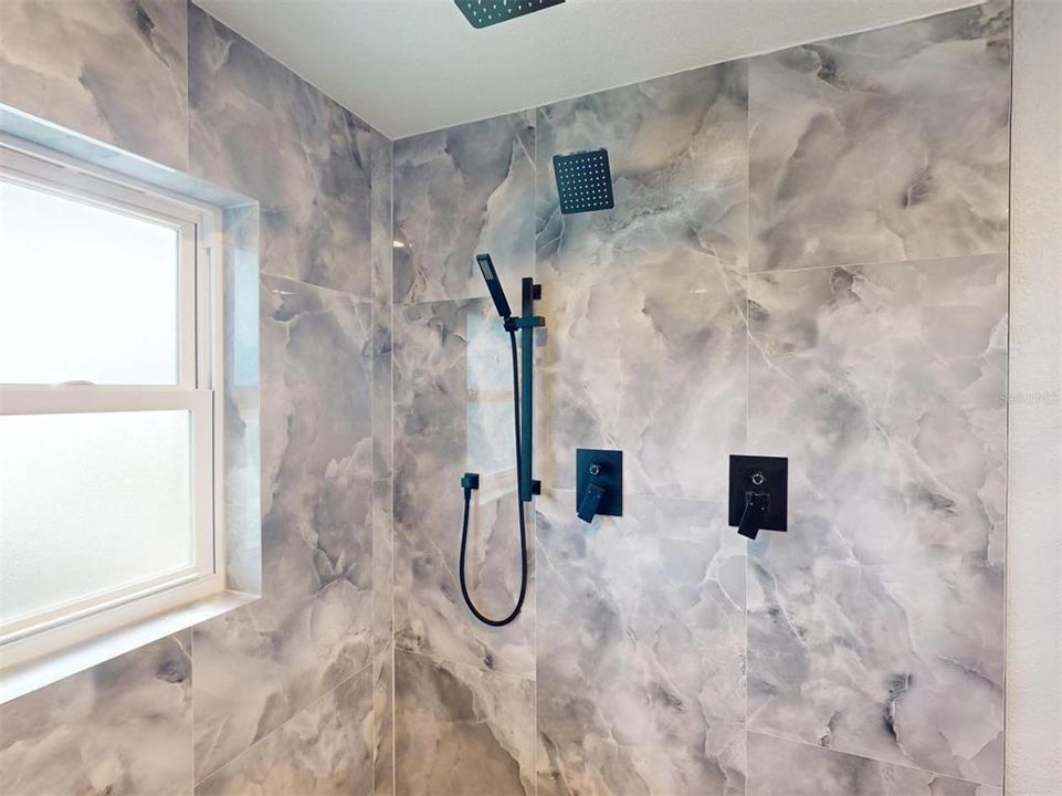 For Sale: $849,900 (3 beds, 3 baths, 3331 Square Feet)