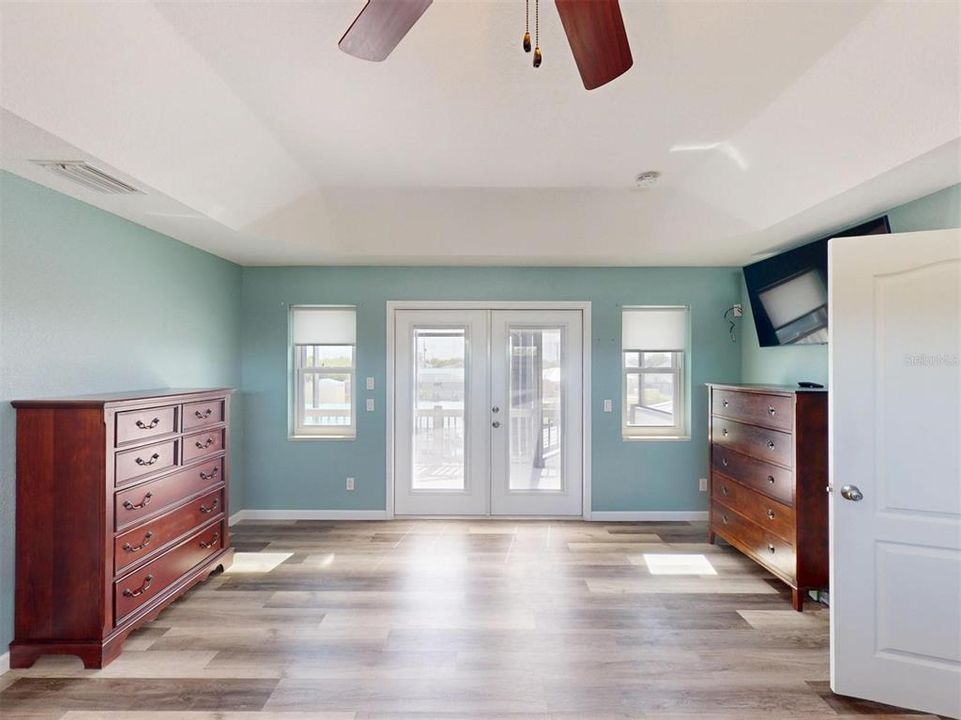 For Sale: $849,900 (3 beds, 3 baths, 3331 Square Feet)