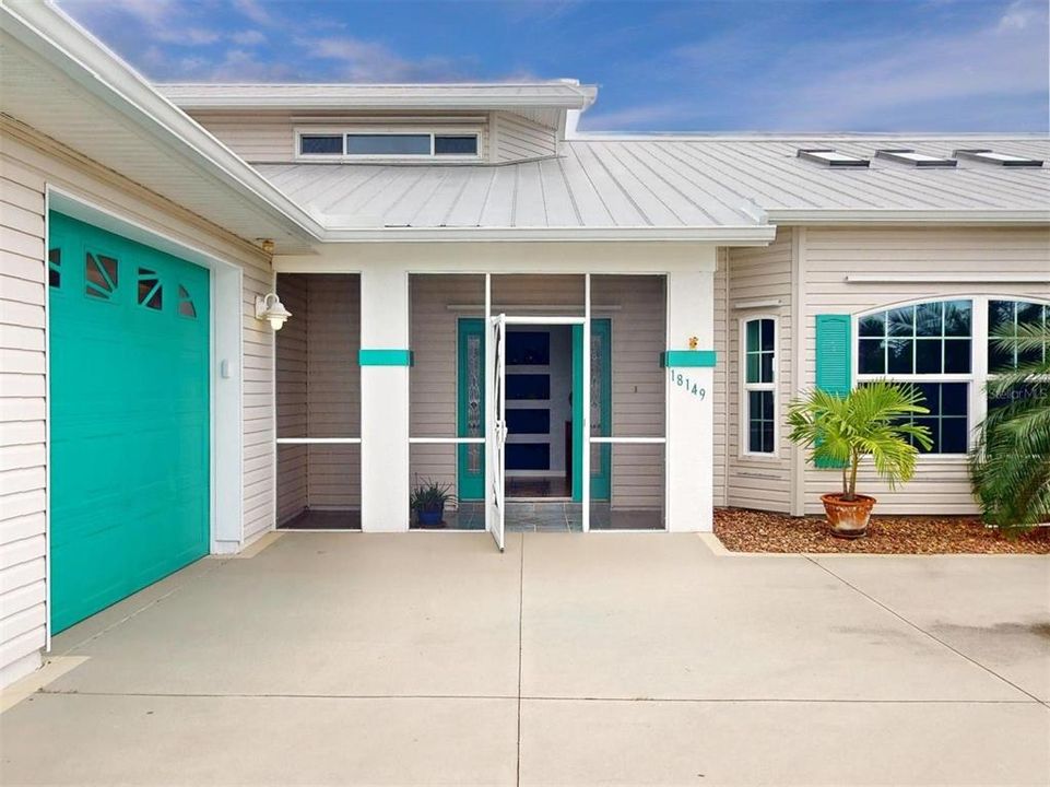 For Sale: $849,900 (3 beds, 3 baths, 3331 Square Feet)